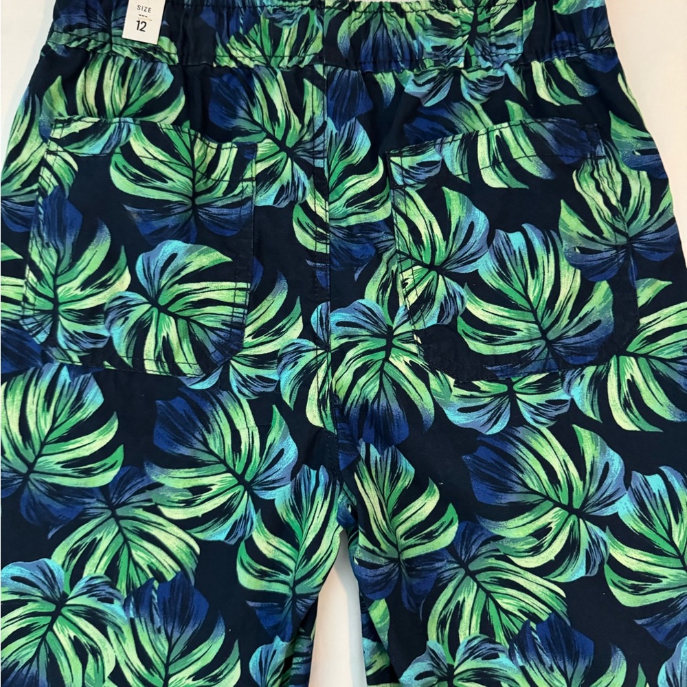 NWT, PLACE The Children’s Place Green and Blue Tropical Leaf Boy Shorts Size 12 - Picture 7 of 12